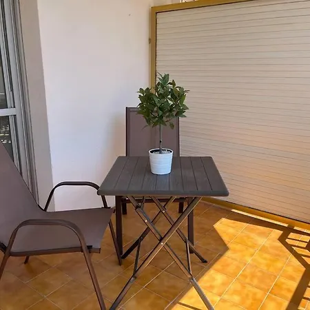 New Flat Near The Apartmán *